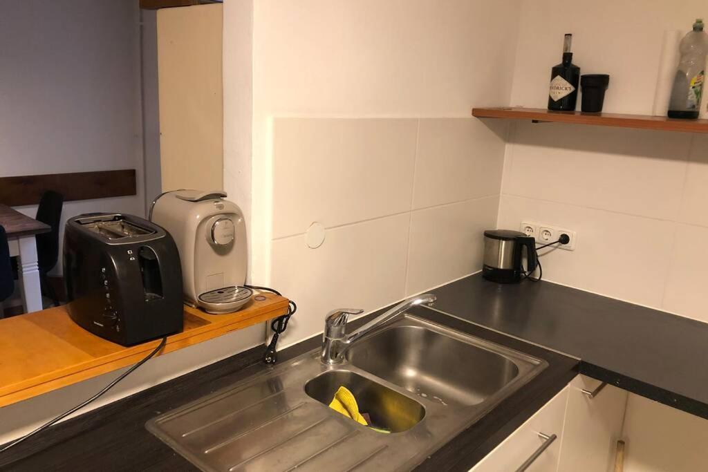 Gemuetliche 3-Zkb Wc Souterrainwohnung In Bestlage Hamburgo Exterior foto