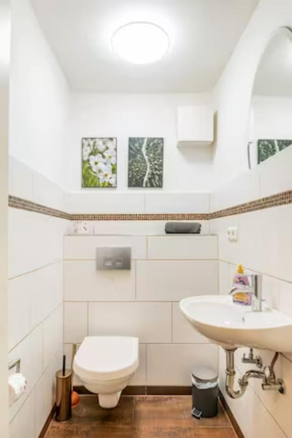 Gemuetliche 3-Zkb Wc Souterrainwohnung In Bestlage Hamburgo Exterior foto