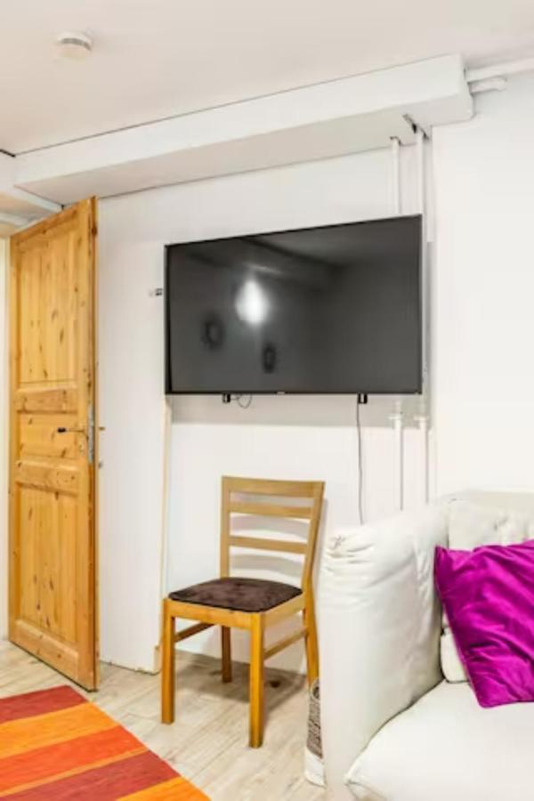 Gemuetliche 3-Zkb Wc Souterrainwohnung In Bestlage Hamburgo Exterior foto